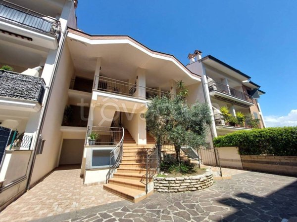 appartamento in vendita a Fonte Nuova in zona Torre Lupara