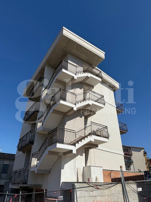 appartamento in vendita a Fonte Nuova in zona Torre Lupara