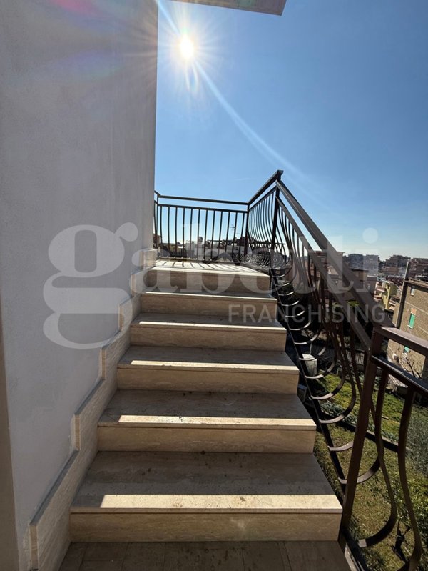 appartamento in vendita a Fonte Nuova in zona Torre Lupara