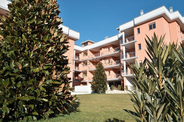 appartamento in vendita a Fonte Nuova in zona Torre Lupara