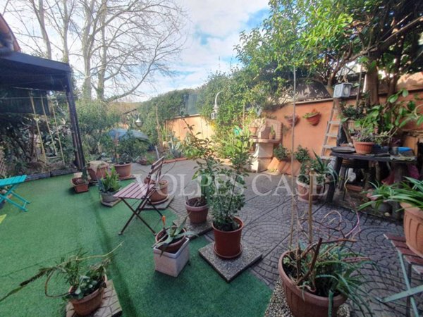 casa indipendente in vendita a Fonte Nuova in zona Santa Lucia