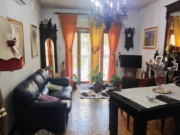appartamento in vendita a Fonte Nuova in zona Torre Lupara