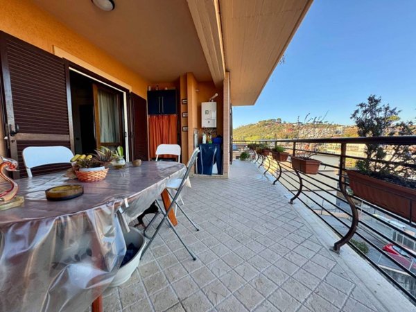 appartamento in vendita a Fonte Nuova in zona Santa Lucia