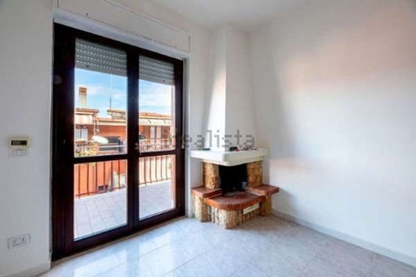 appartamento in vendita a Fonte Nuova in zona Torre Lupara