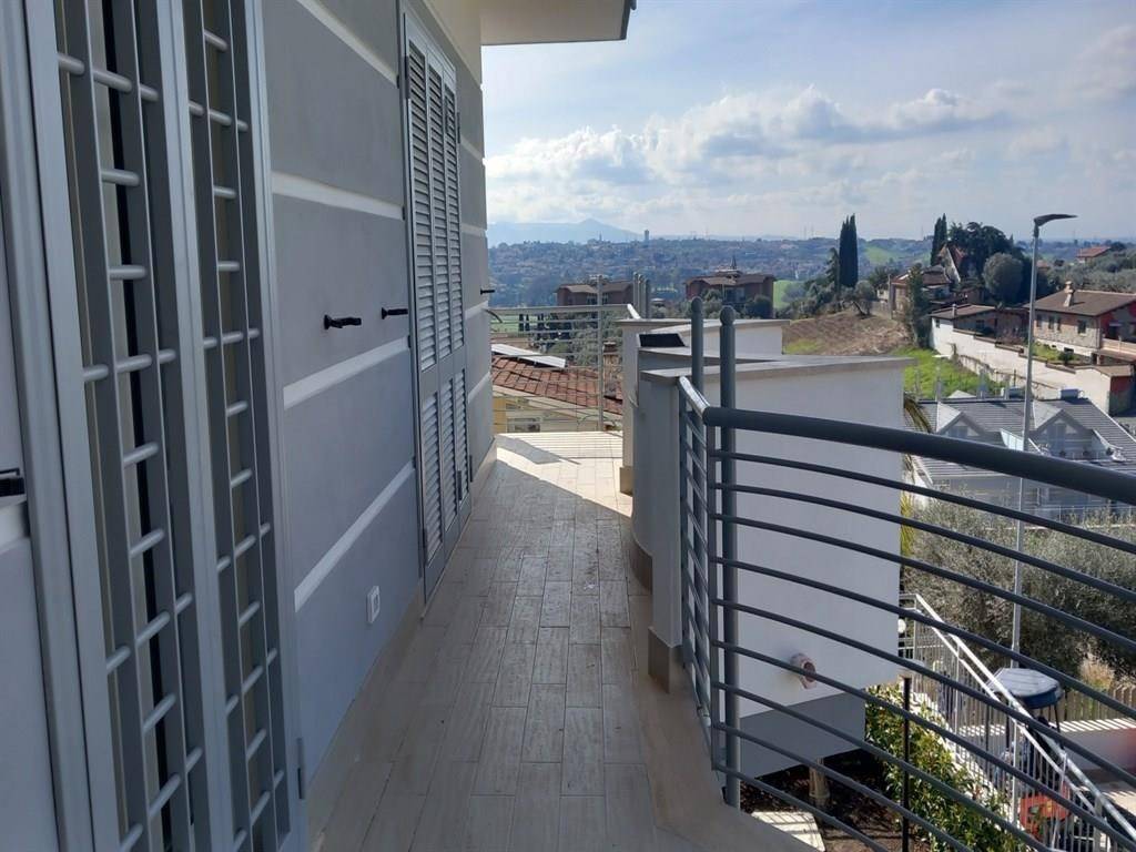 appartamento in vendita a Fonte Nuova in zona Torre Lupara