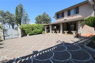 casa indipendente in vendita a Fonte Nuova in zona Santa Lucia