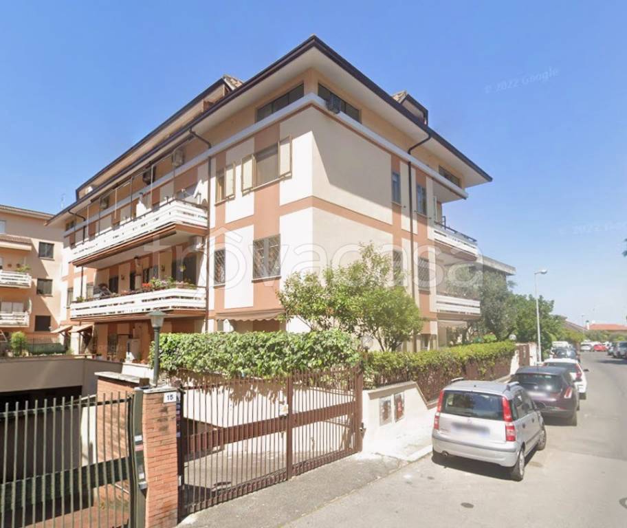 appartamento in vendita a Fonte Nuova in zona Torre Lupara