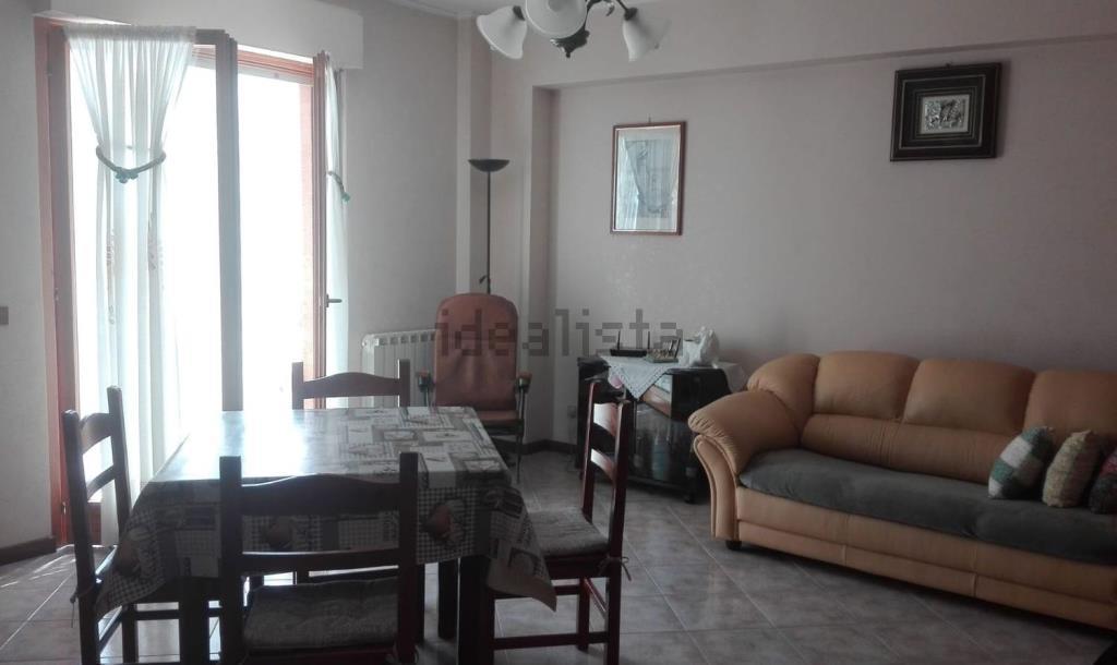 appartamento in vendita a Fonte Nuova in zona Santa Lucia