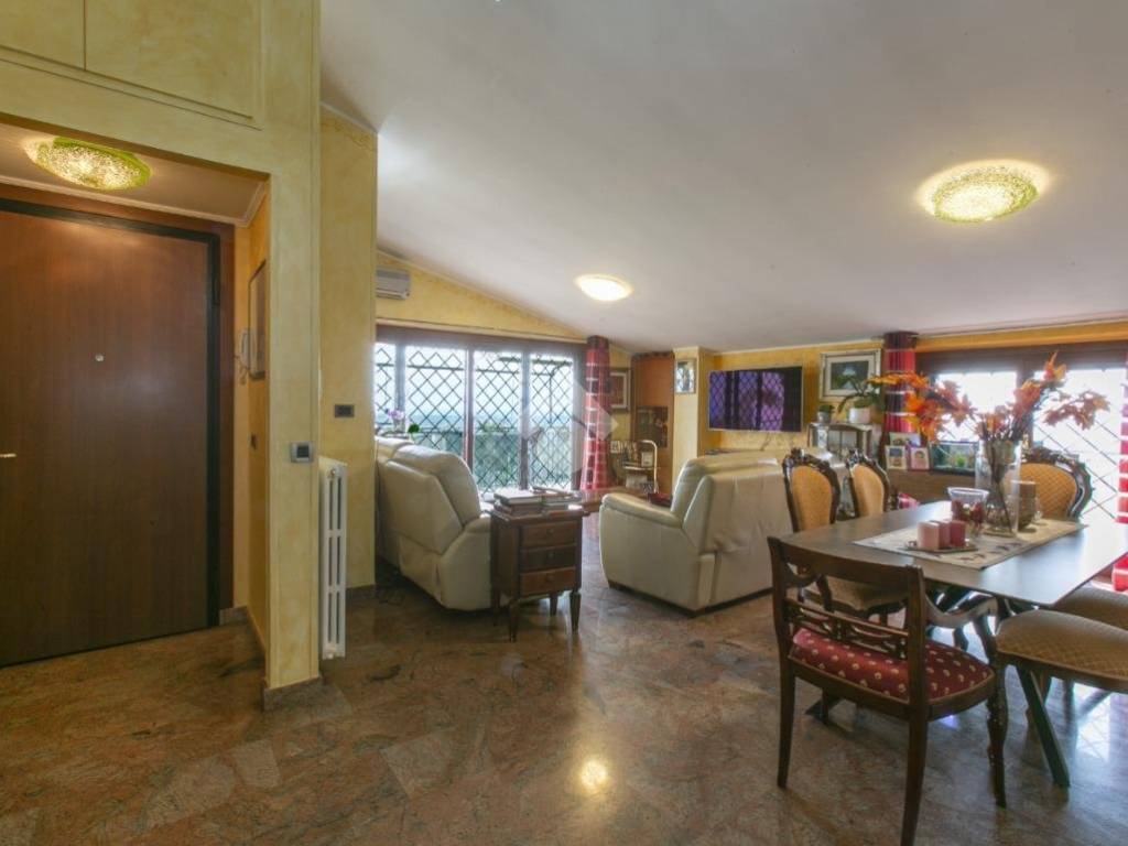 appartamento in vendita a Fonte Nuova in zona Torre Lupara