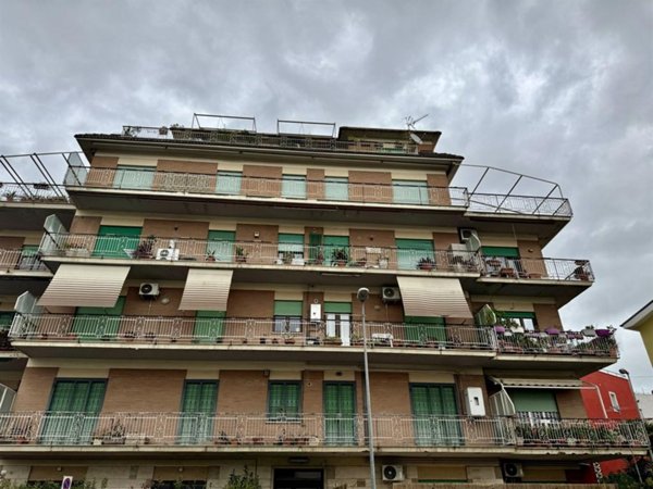 appartamento in vendita a Fonte Nuova in zona Torre Lupara