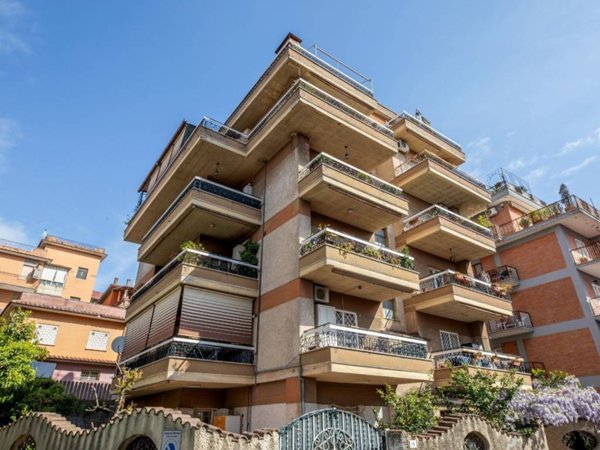 appartamento in vendita a Fonte Nuova in zona Torre Lupara