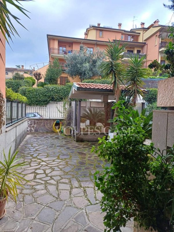 appartamento in vendita a Fonte Nuova in zona Torre Lupara