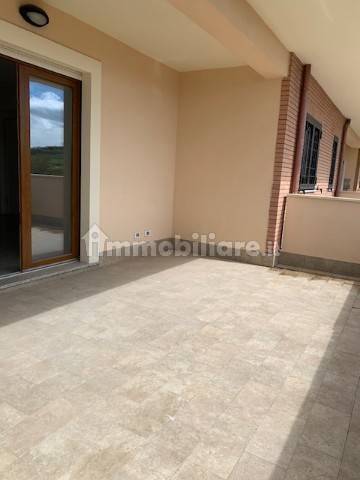 appartamento in vendita a Fonte Nuova in zona Santa Lucia