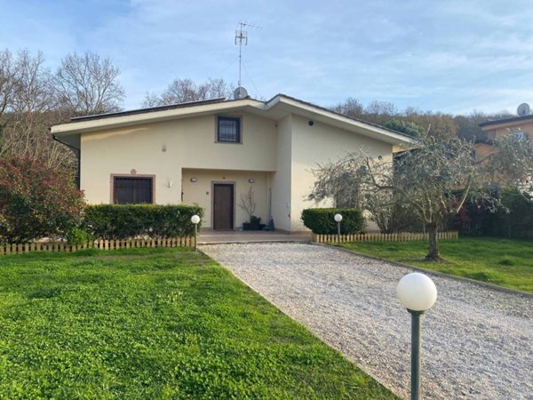 casa indipendente in vendita a Fonte Nuova