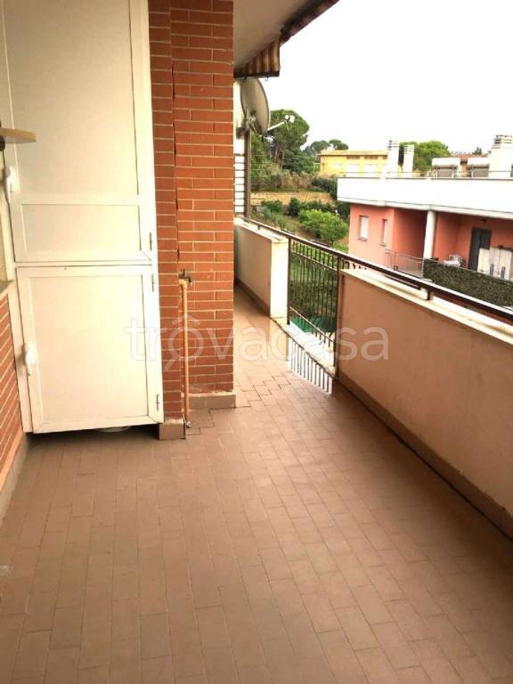 appartamento in vendita a Fonte Nuova in zona Torre Lupara