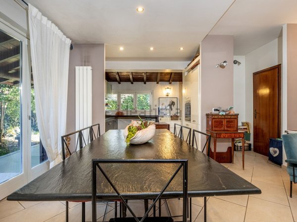 casa indipendente in vendita a Fonte Nuova in zona Santa Lucia