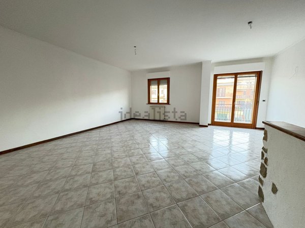 appartamento in vendita a Fonte Nuova in zona Santa Lucia