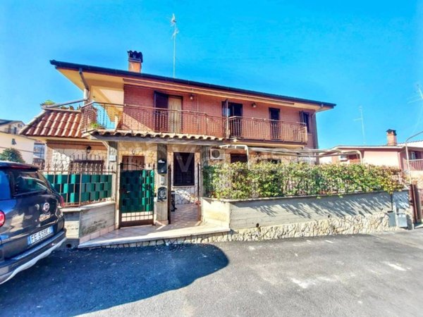 appartamento in vendita a Fonte Nuova in zona Torre Lupara