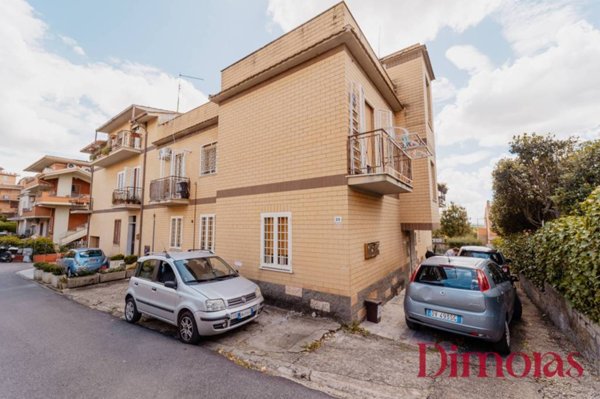 appartamento in vendita a Fonte Nuova in zona Torre Lupara