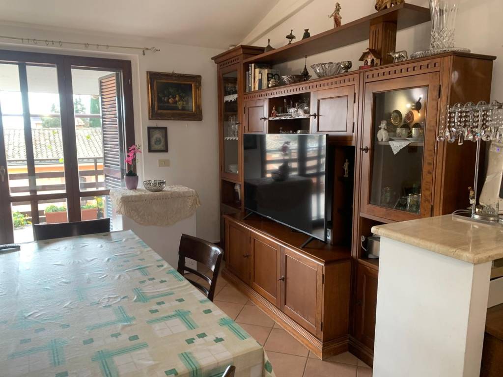 appartamento in vendita a Fonte Nuova in zona Torre Lupara