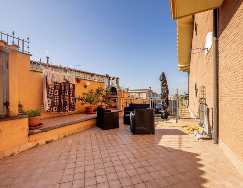 appartamento in vendita a Fonte Nuova in zona Torre Lupara