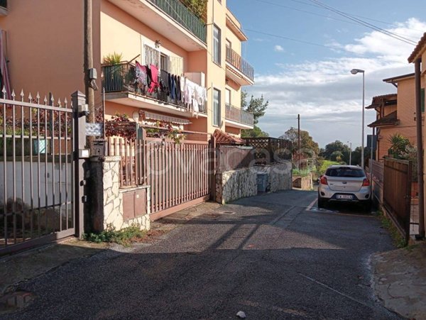 appartamento in vendita a Fonte Nuova in zona Torre Lupara