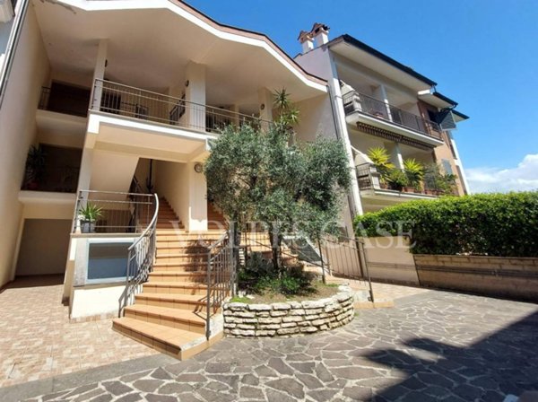 appartamento in vendita a Fonte Nuova in zona Torre Lupara