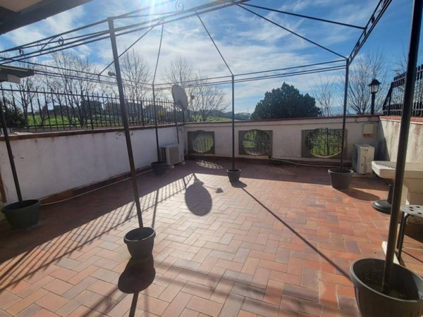 casa indipendente in vendita a Fonte Nuova in zona Torre Lupara