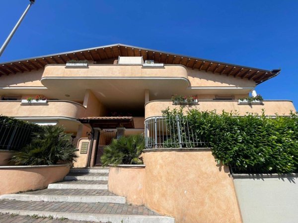 appartamento in vendita a Fonte Nuova in zona Torre Lupara