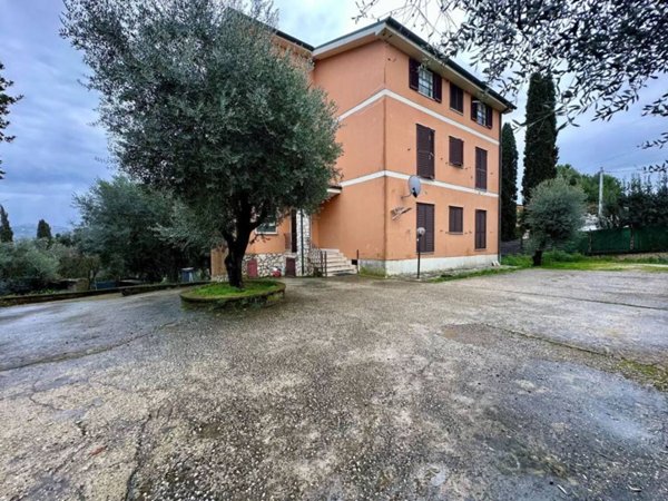 intera palazzina in vendita a Fonte Nuova