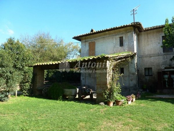 casa indipendente in vendita a Fonte Nuova