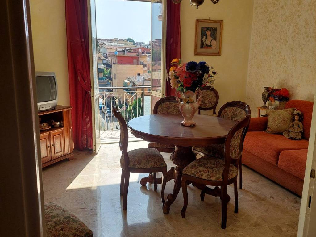 appartamento in vendita a Fonte Nuova in zona Torre Lupara