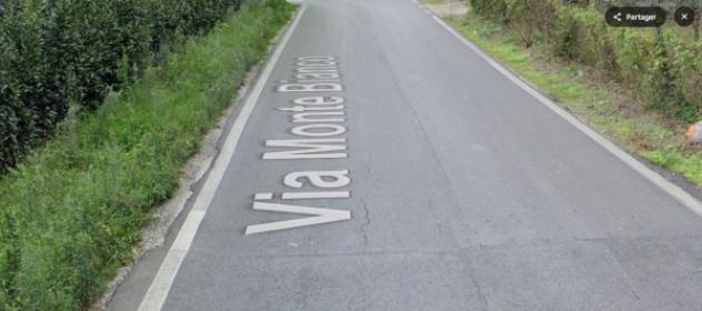appartamento in vendita a Fonte Nuova in zona Santa Lucia