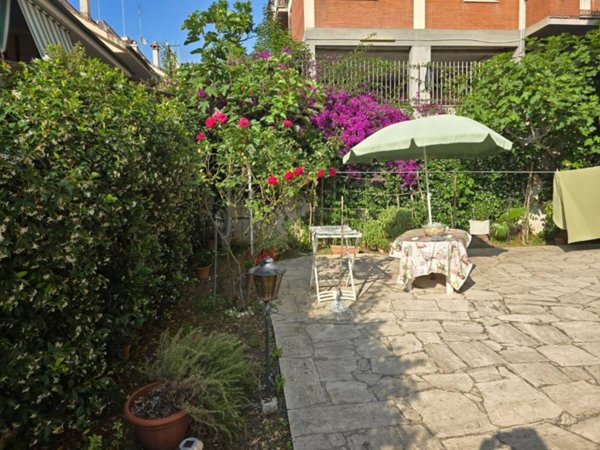 appartamento in vendita a Fonte Nuova in zona Torre Lupara
