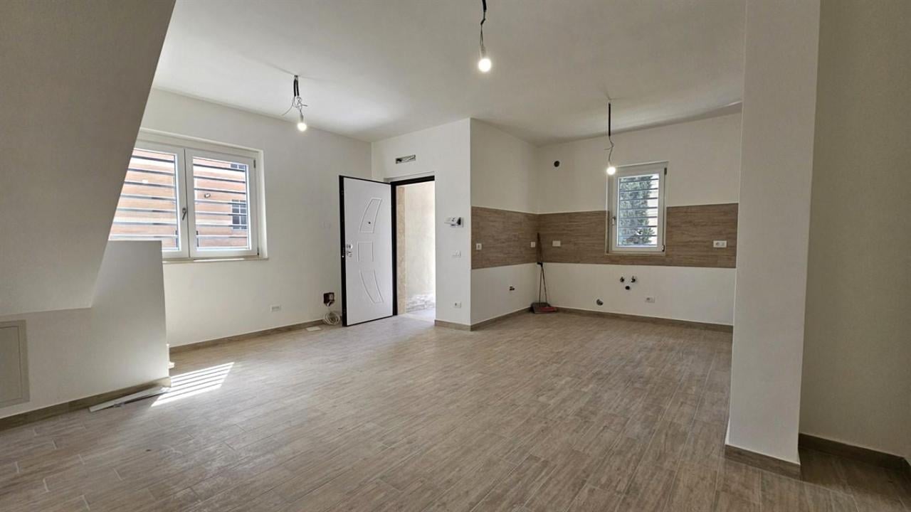 casa indipendente in vendita a Fonte Nuova in zona Santa Lucia