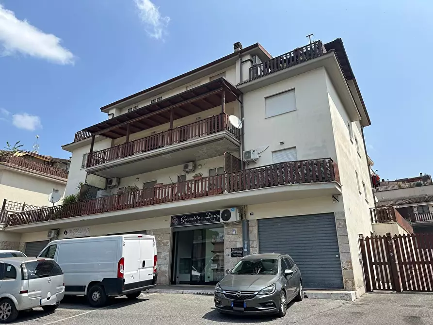 appartamento in vendita a Fonte Nuova in zona Santa Lucia
