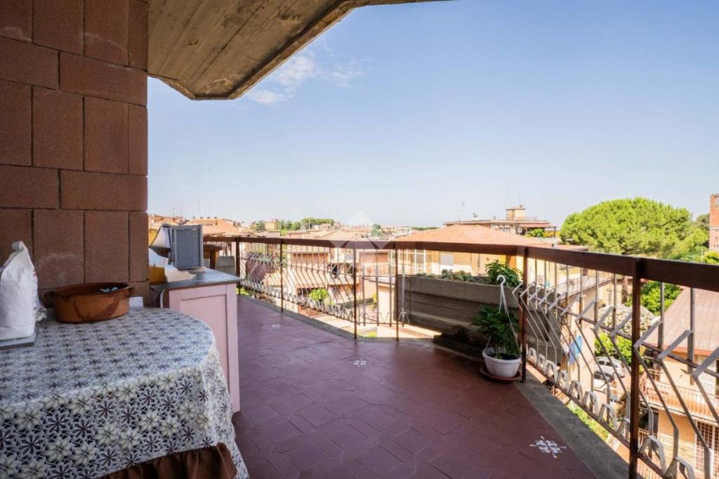 appartamento in vendita a Fonte Nuova in zona Torre Lupara