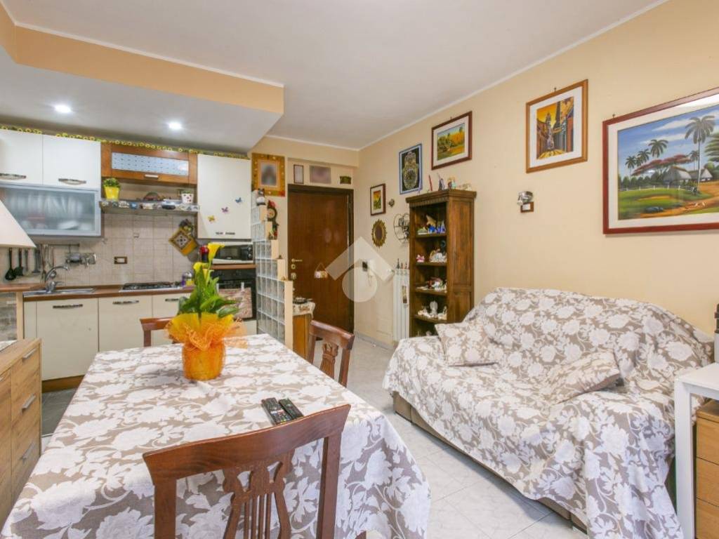 appartamento in vendita a Fonte Nuova in zona Torre Lupara