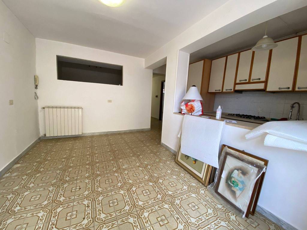 appartamento in vendita a Fonte Nuova in zona Torre Lupara
