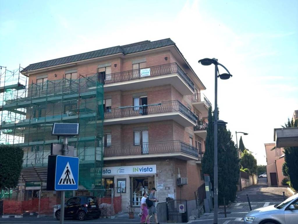 appartamento in vendita a Fonte Nuova in zona Torre Lupara