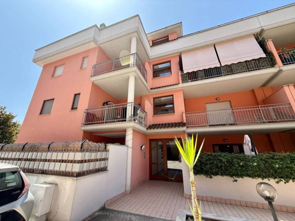 appartamento in vendita a Fonte Nuova in zona Torre Lupara
