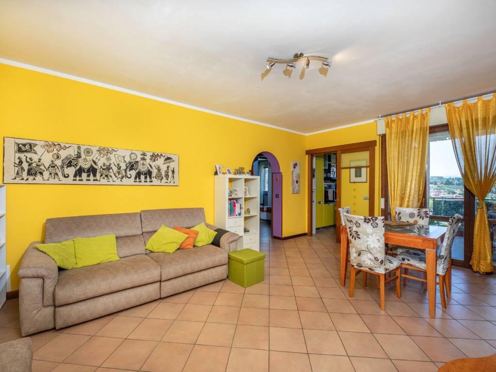 appartamento in vendita a Fonte Nuova in zona Torre Lupara
