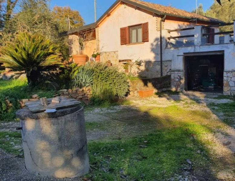 casa indipendente in vendita a Fonte Nuova in zona Torre Lupara