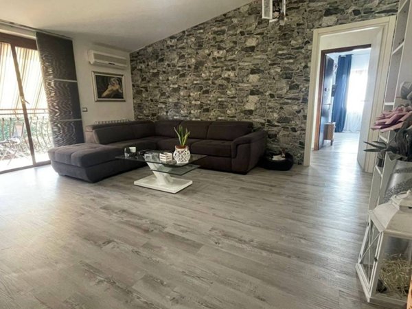 appartamento in vendita a Fonte Nuova in zona Santa Lucia