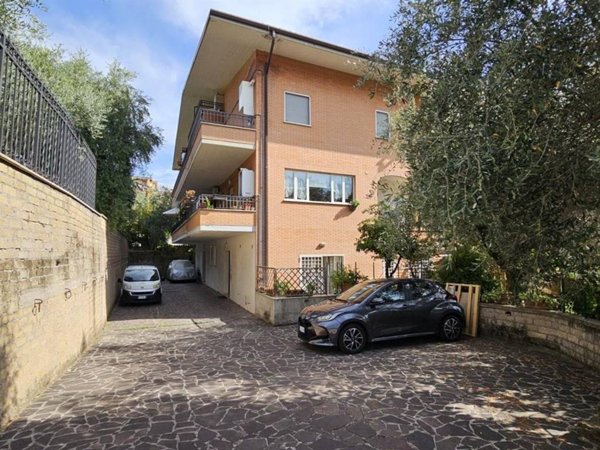 appartamento in vendita a Fonte Nuova in zona Torre Lupara