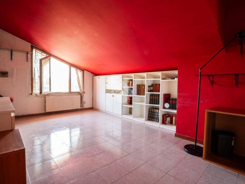 appartamento in vendita a Fonte Nuova in zona Torre Lupara
