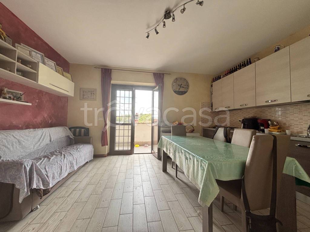 appartamento in vendita a Fonte Nuova in zona Santa Lucia