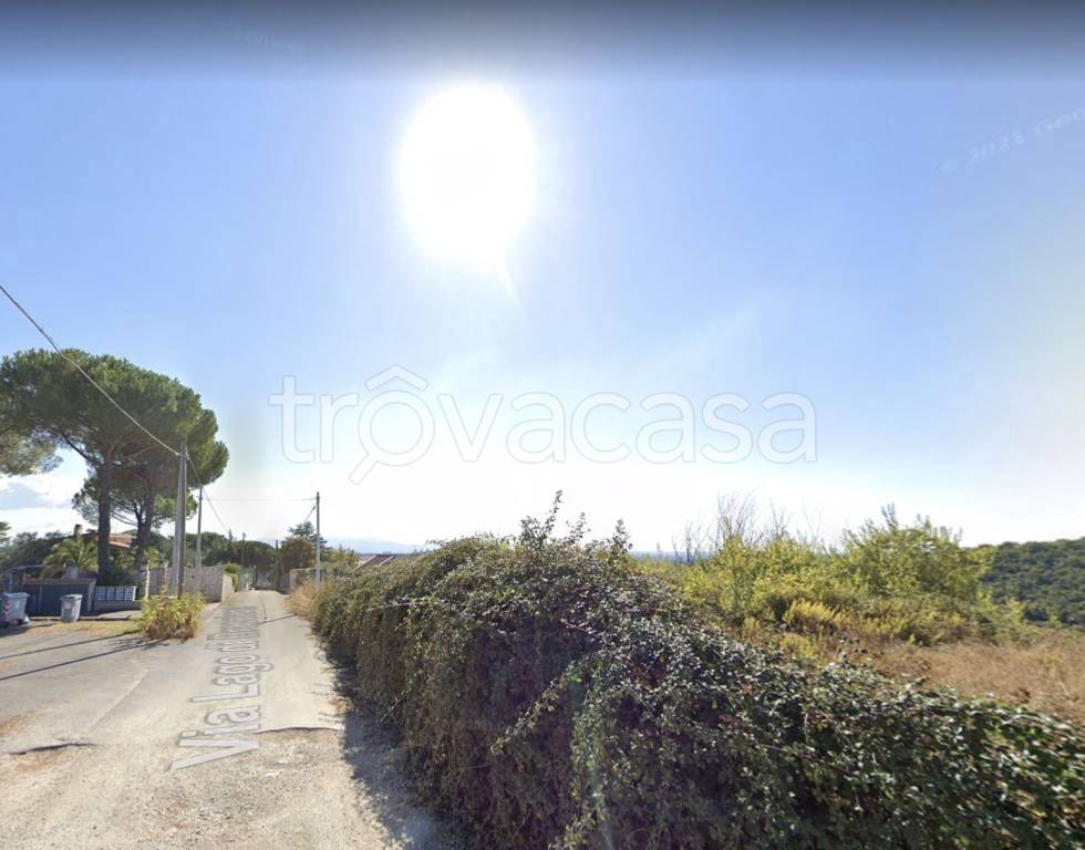 appartamento in vendita a Fonte Nuova in zona Santa Lucia