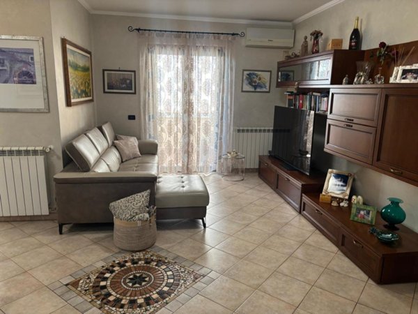 appartamento in vendita a Fonte Nuova in zona Torre Lupara