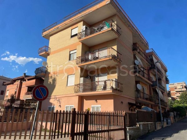 appartamento in vendita a Fonte Nuova in zona Torre Lupara